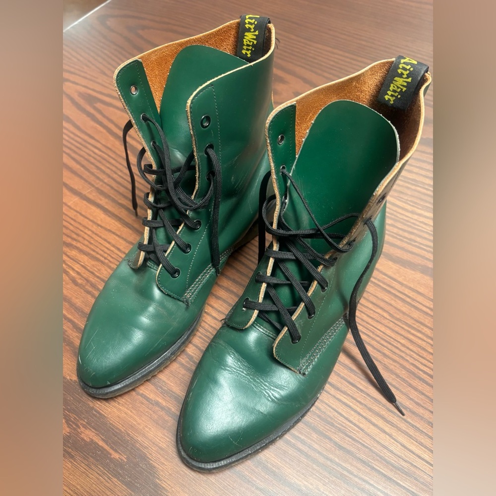 Dr martens Pointy Toe Forest Green Boots 10.5